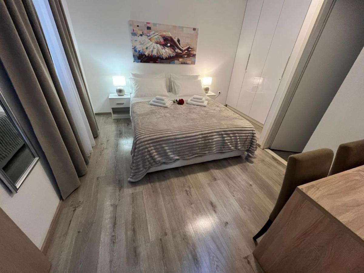 Rooms Marija Split Bagian luar foto